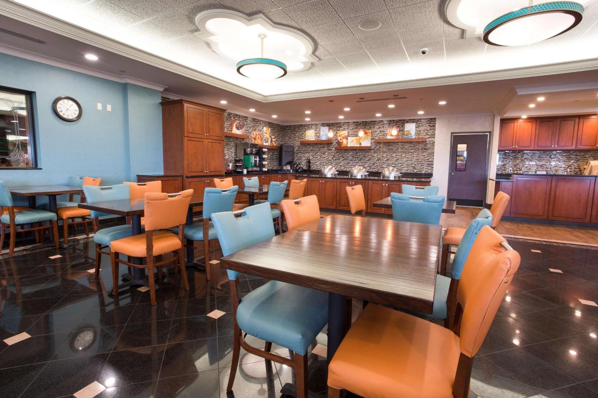 Drury Inn & Suites St. Louis Creve Coeur Dış mekan fotoğraf