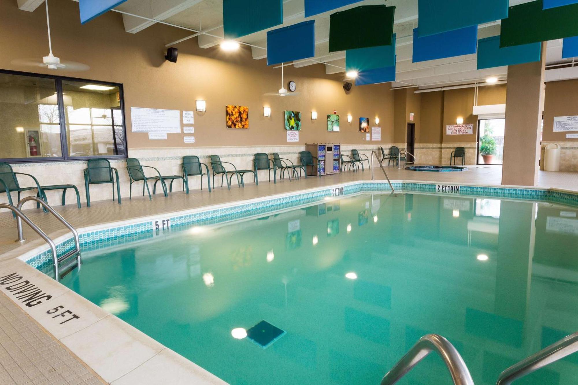 Drury Inn & Suites St. Louis Creve Coeur Dış mekan fotoğraf